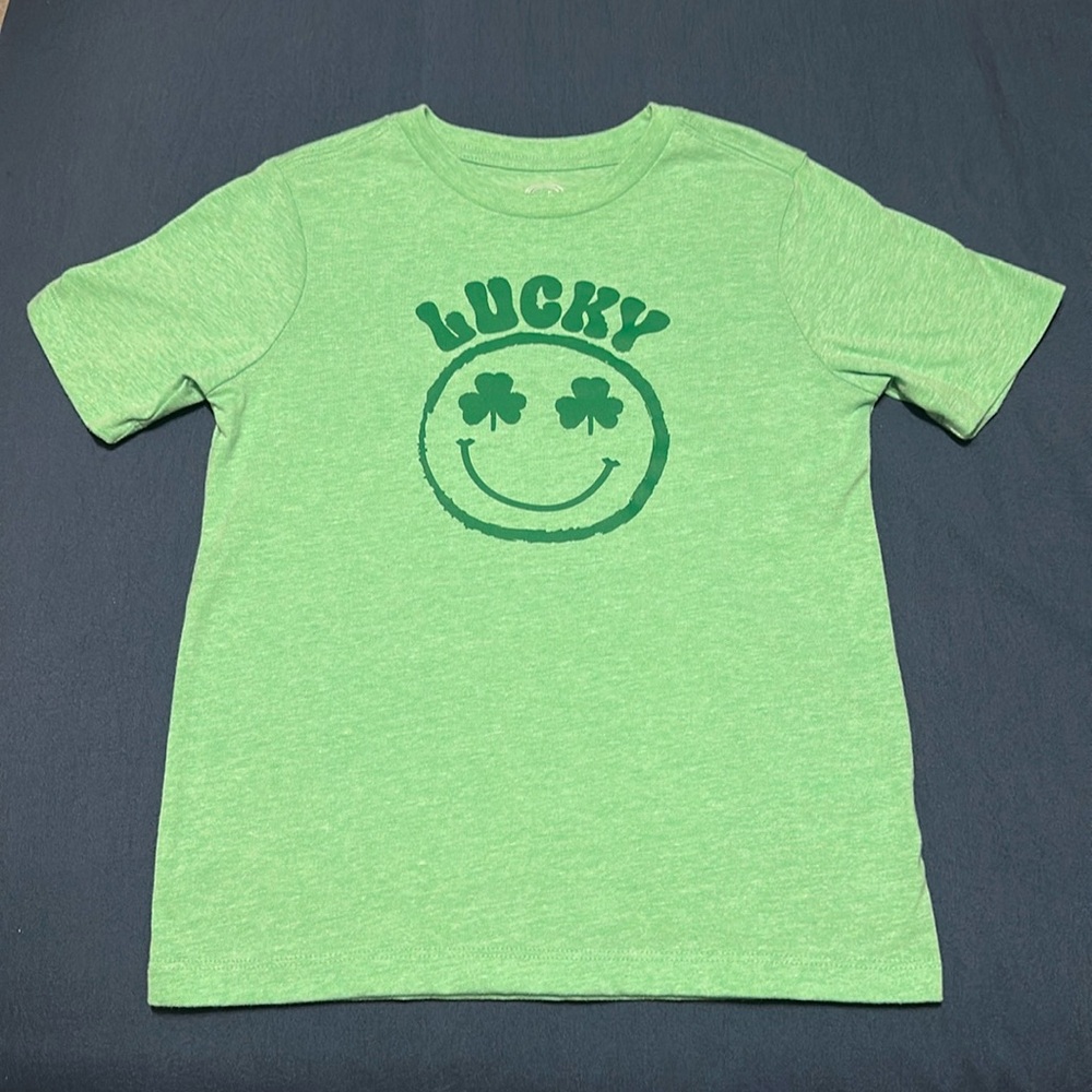 Boys wonder nation Lucky tshirt. Size small (6/7)